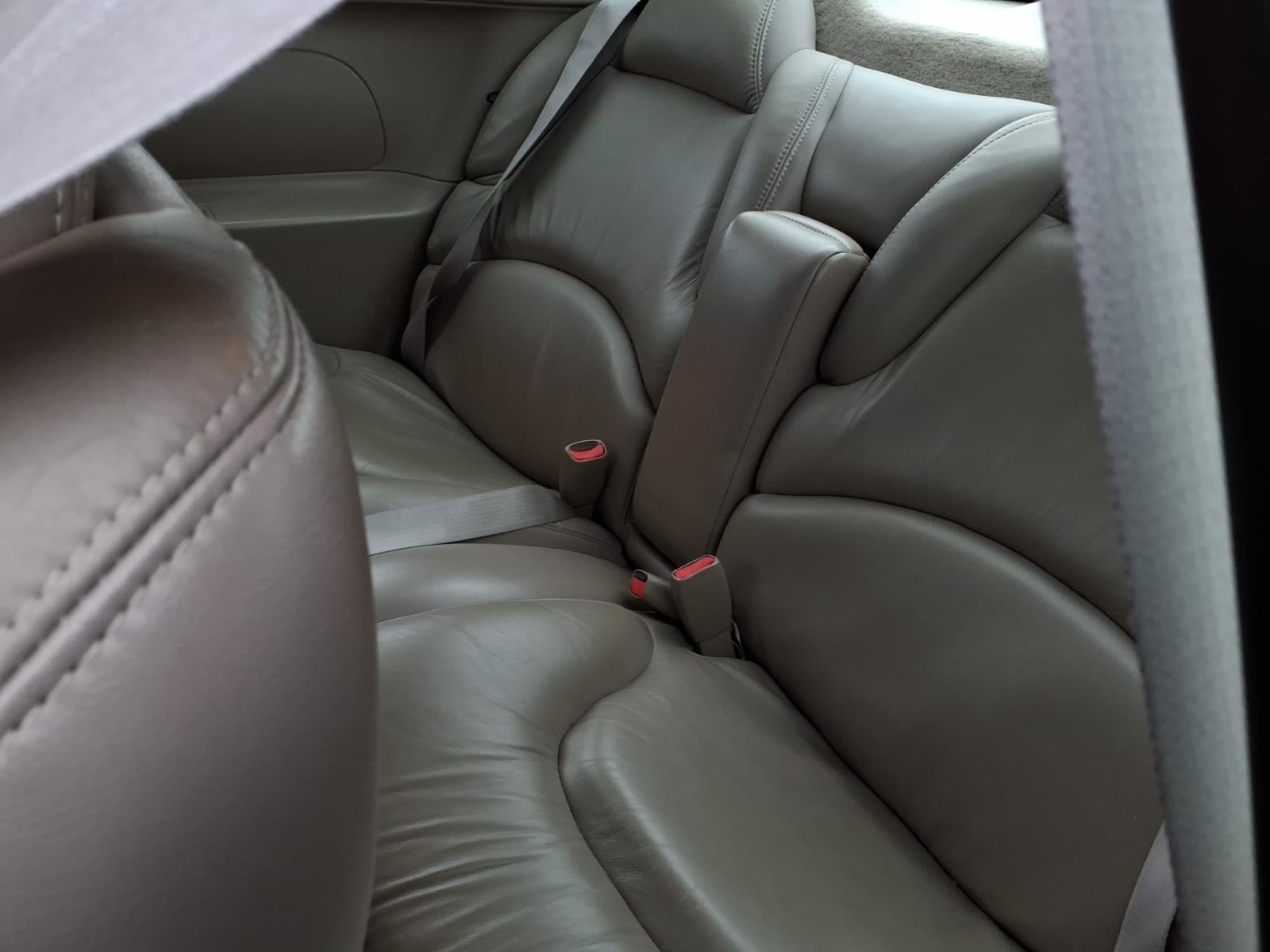 1998 Buick Riviera Base