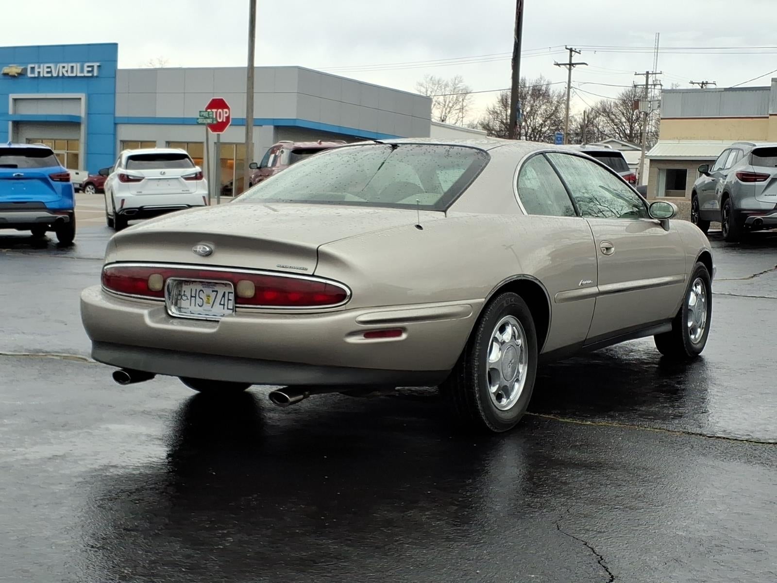 1998 Buick Riviera Base