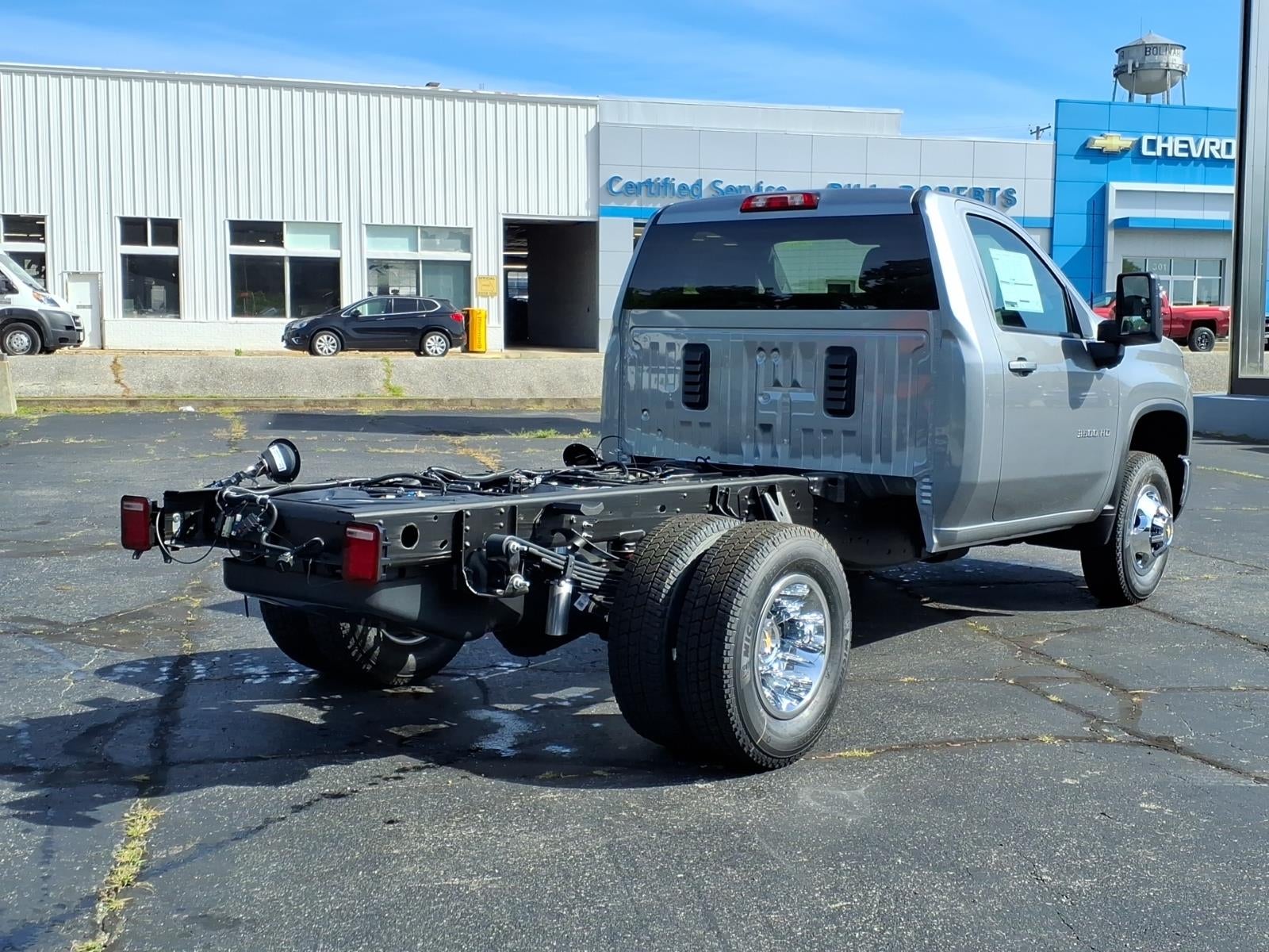 2026 Chevrolet Silverado 3500 HD Chassis Cab LT