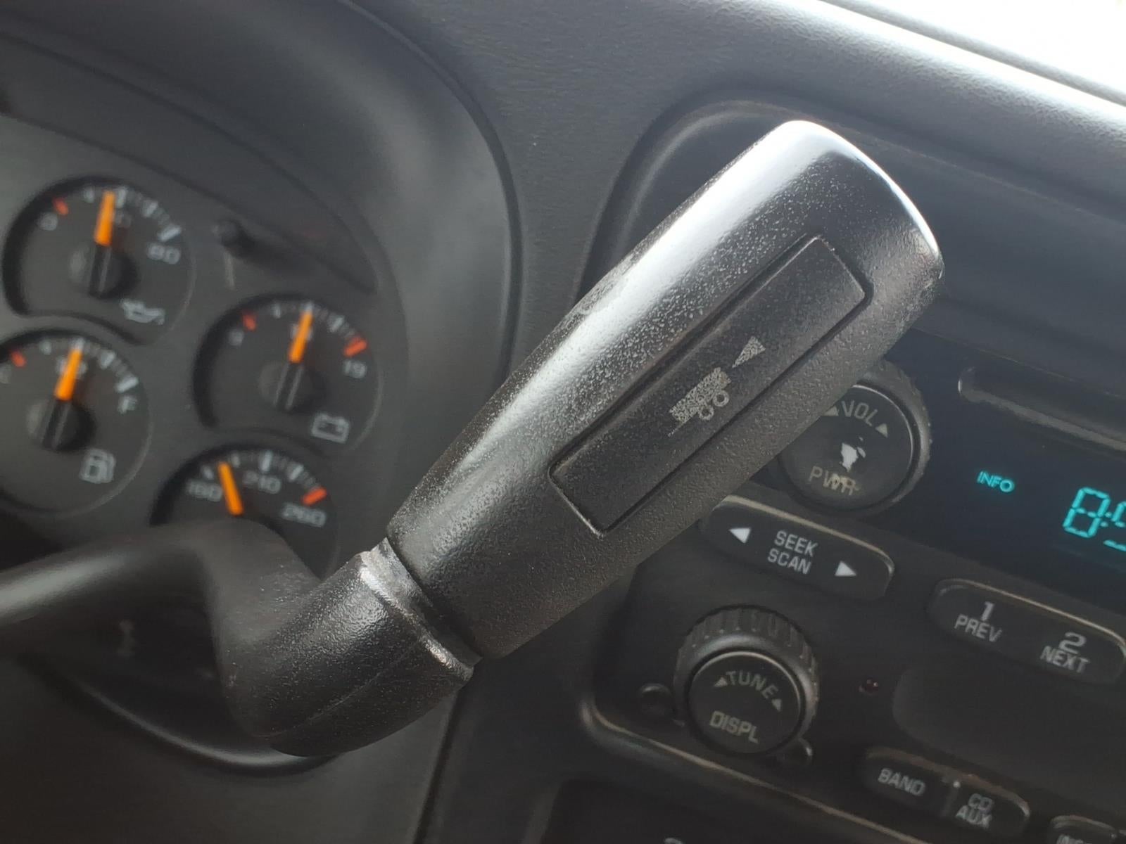 2004 Chevrolet Silverado 1500 LS