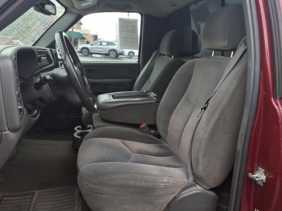 2004 Chevrolet Silverado 1500 LS