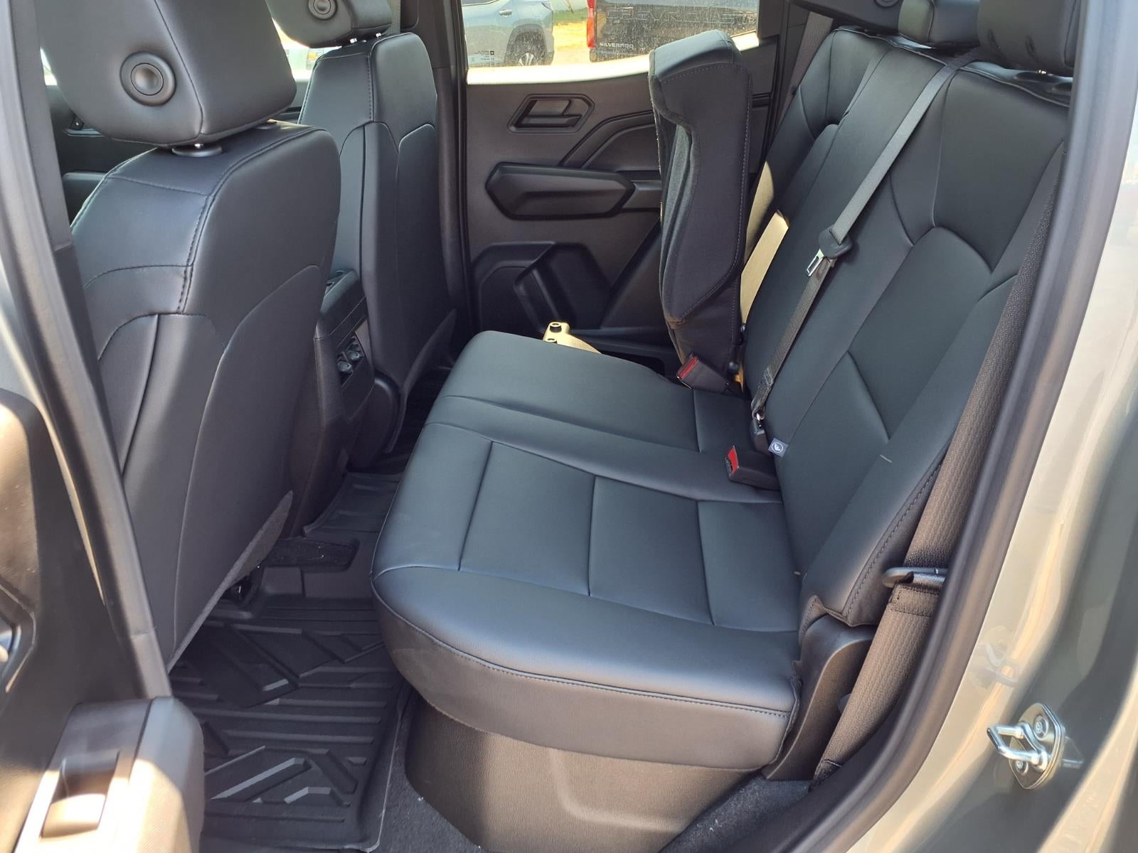 2026 Chevrolet Colorado Trail Boss - Photo 16