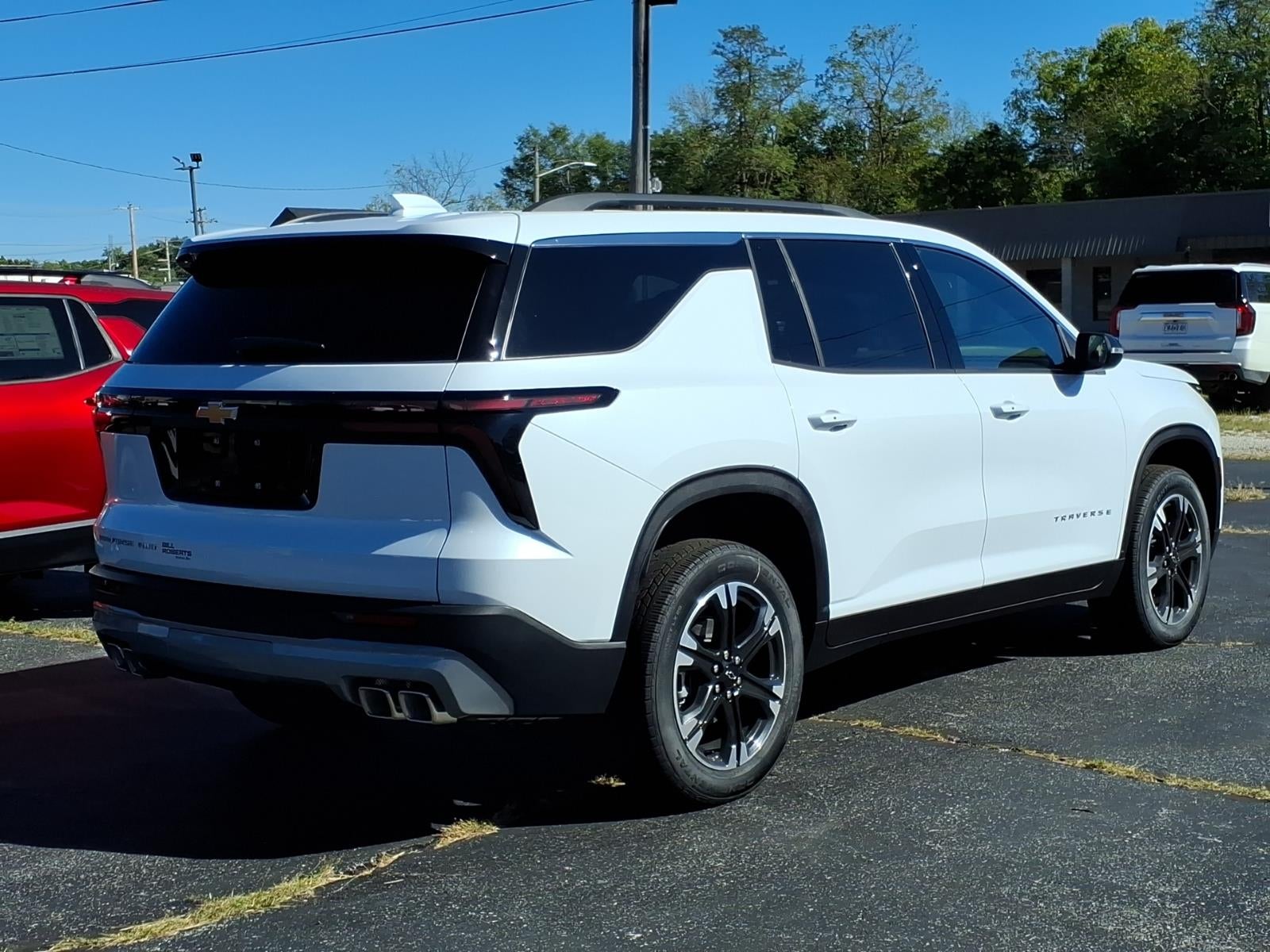 2027 Chevrolet Traverse LT