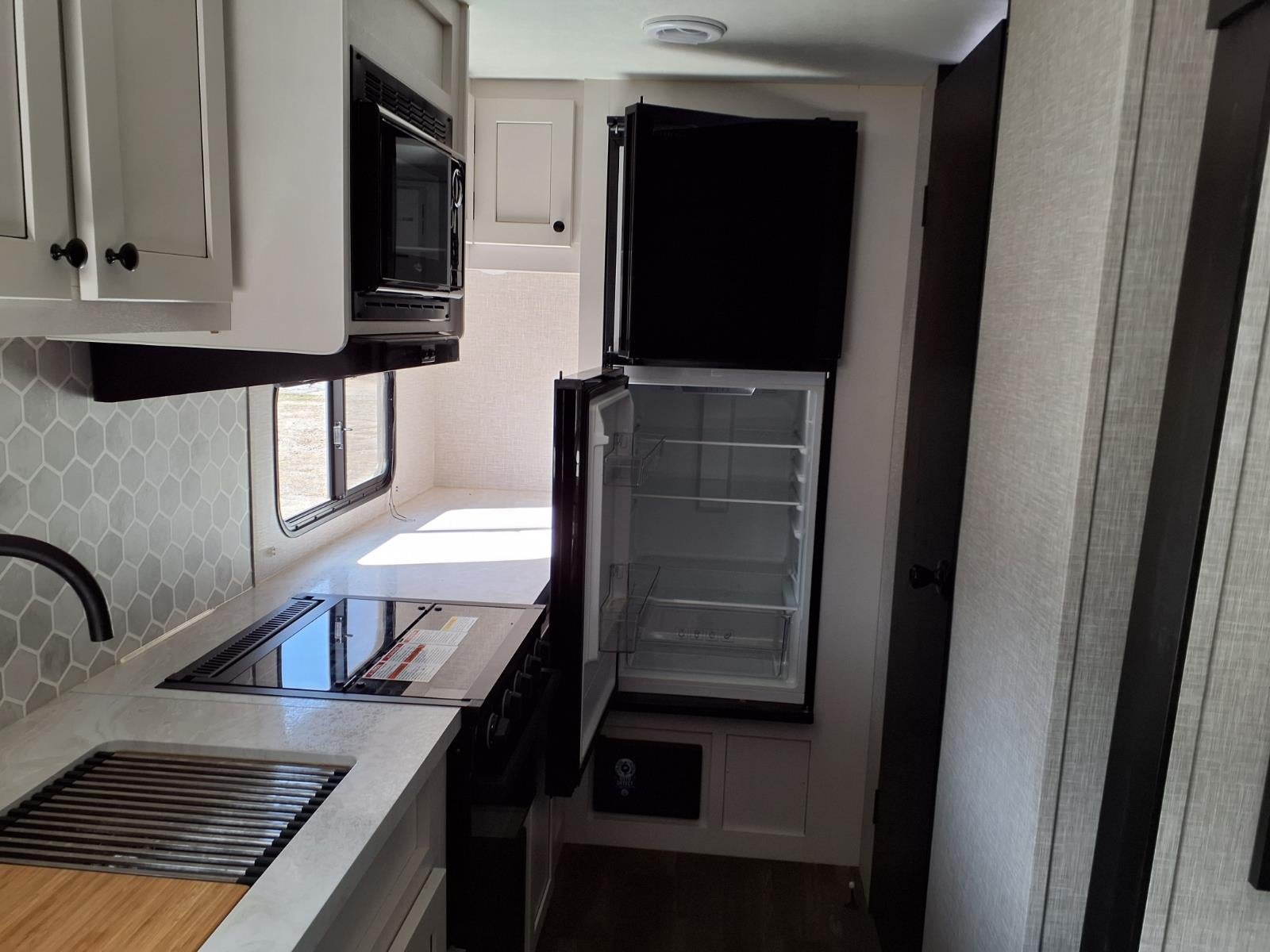 2024 OPEN RANGE RANGE LIGH Base