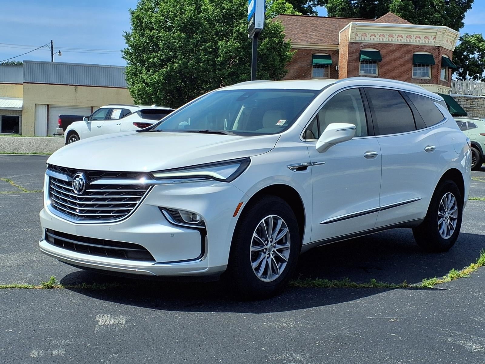 2024 Buick Enclave Essence