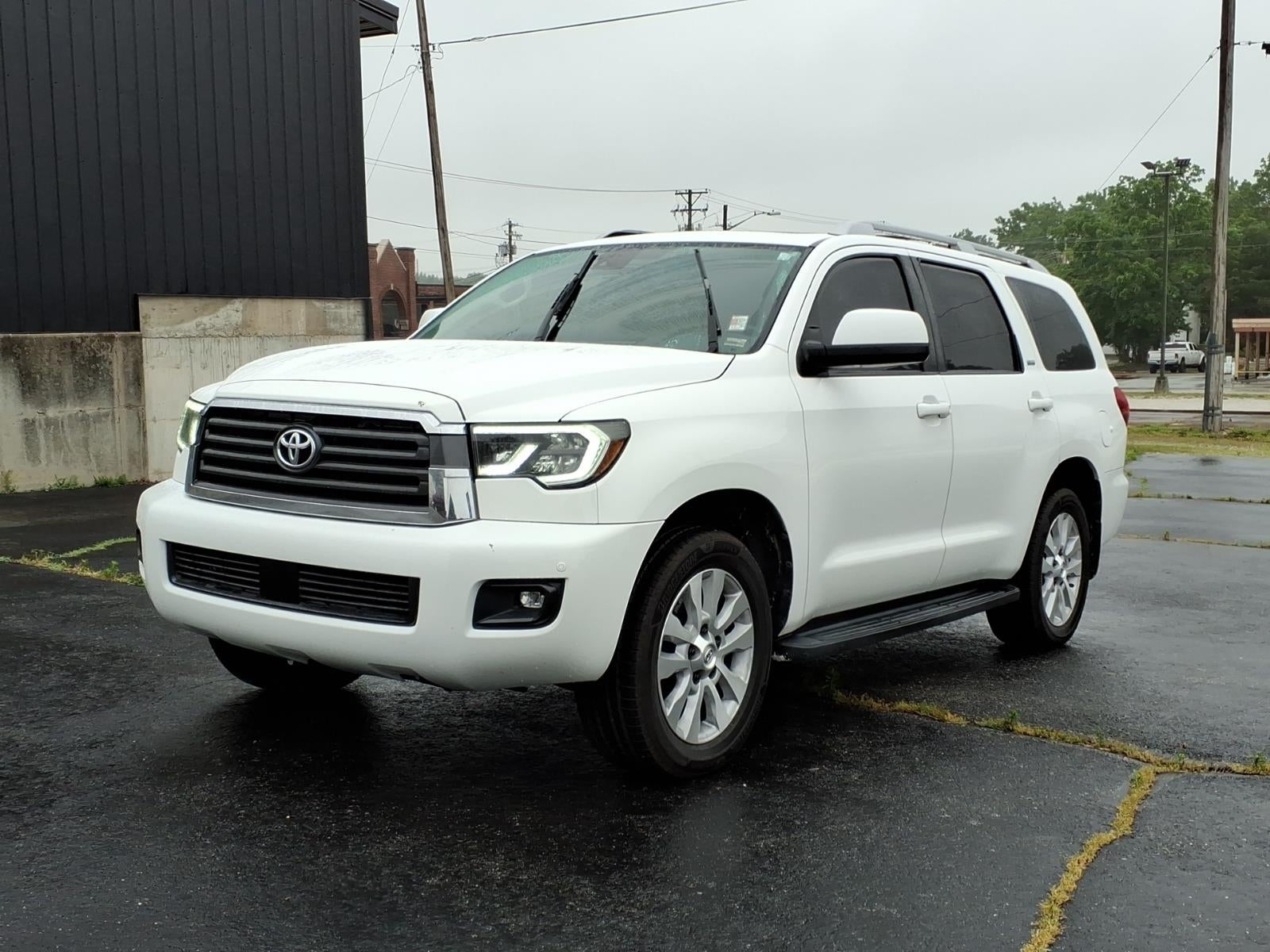 2019 Toyota Sequoia SR5